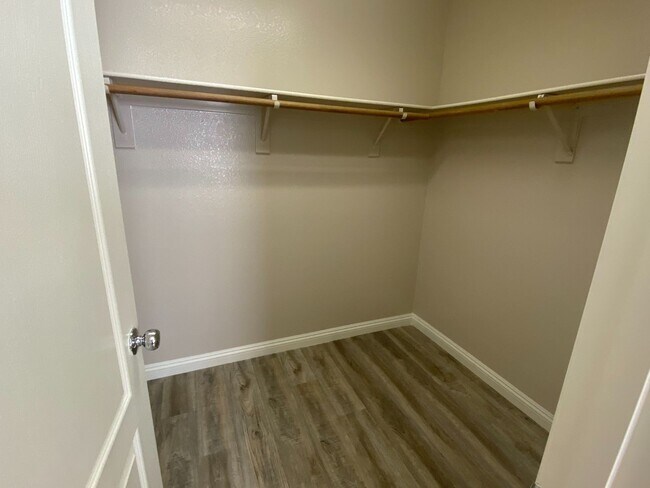Building Photo - One Bedroom & One Full Bathroom Downstairs...