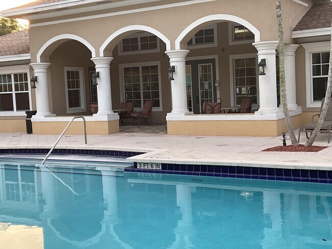 Building Photo - 6410 Emerald Dunes Dr