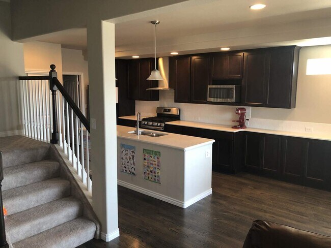 Building Photo - Newer 5bdrm + Office in D20 North Fork Wit...