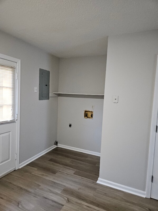 Building Photo - 491 Falls Ave