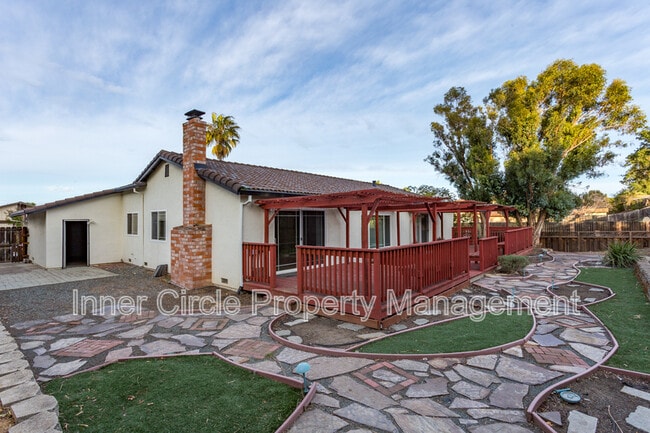 Building Photo - 304 Cabrillo Pl