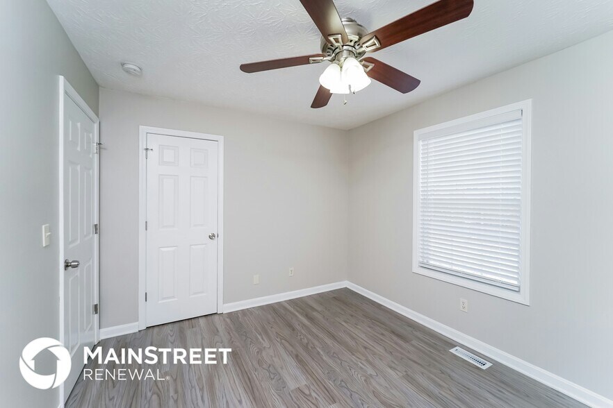 Building Photo - 6905 Wood Rd