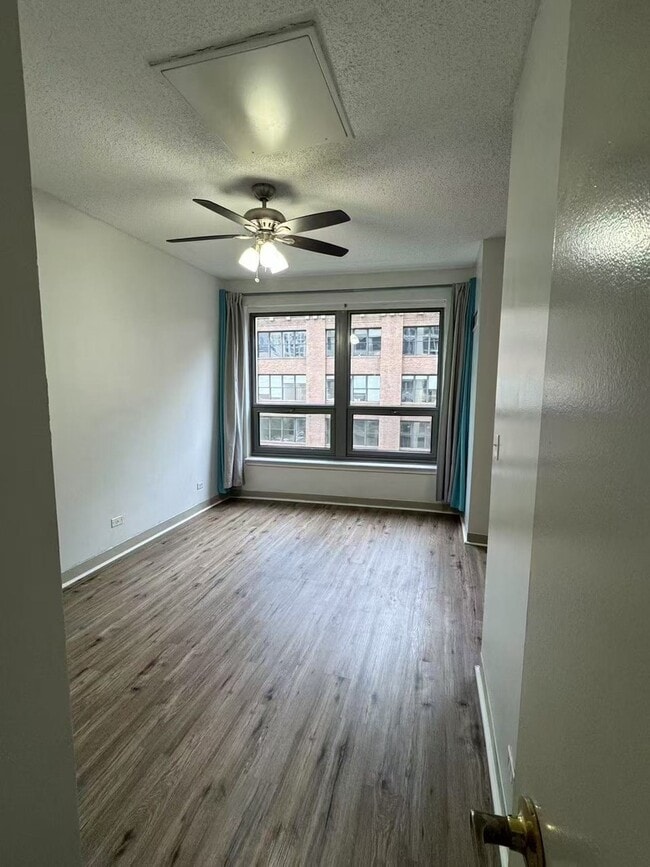 Building Photo - 440 N Wabash Ave