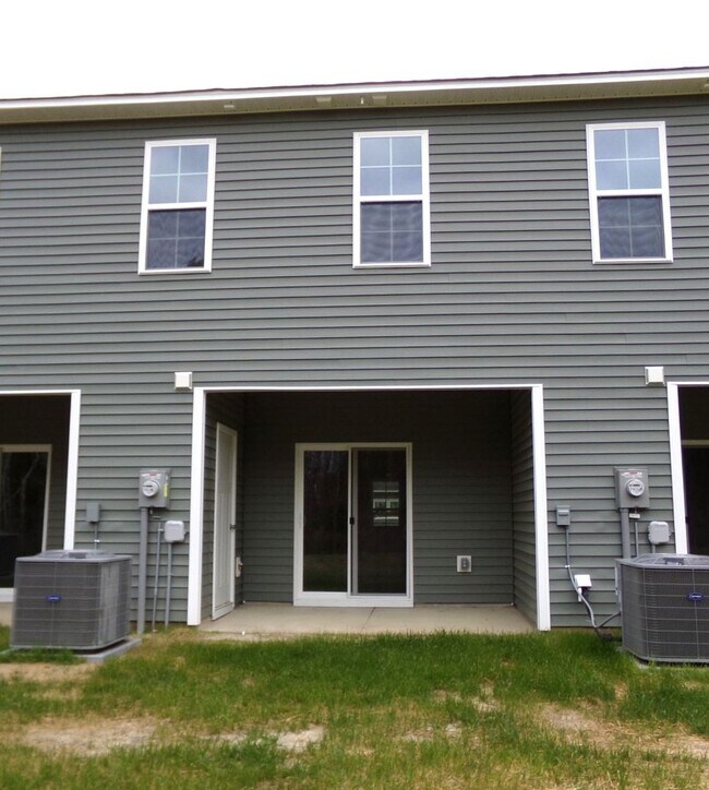 Building Photo - Welcome to Jacks Branch Townhomes – Modern...