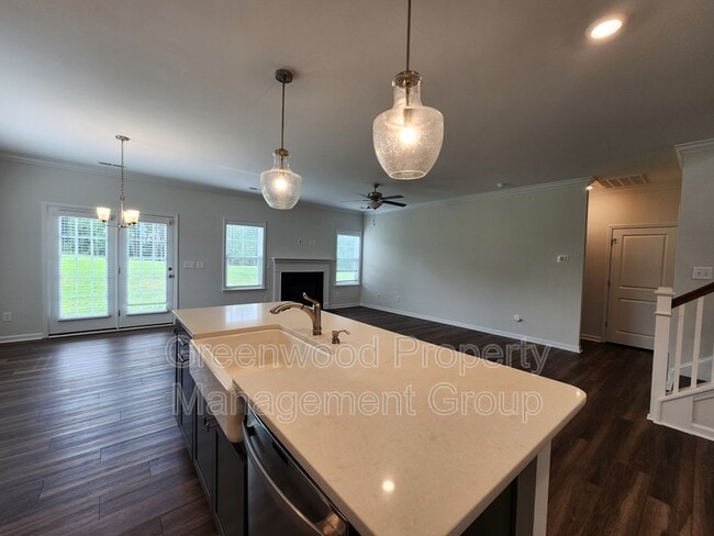 Building Photo - 6217 Cadence Dr