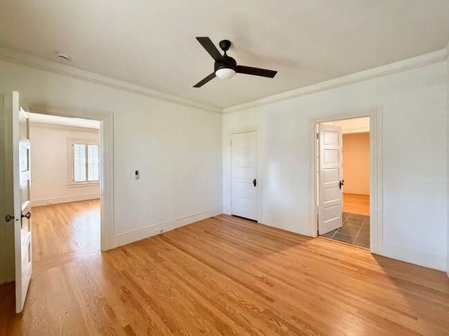 Building Photo - 3 Bedrooms, 2 Bathrooms Saint Helena Charm with Modern Conveniences