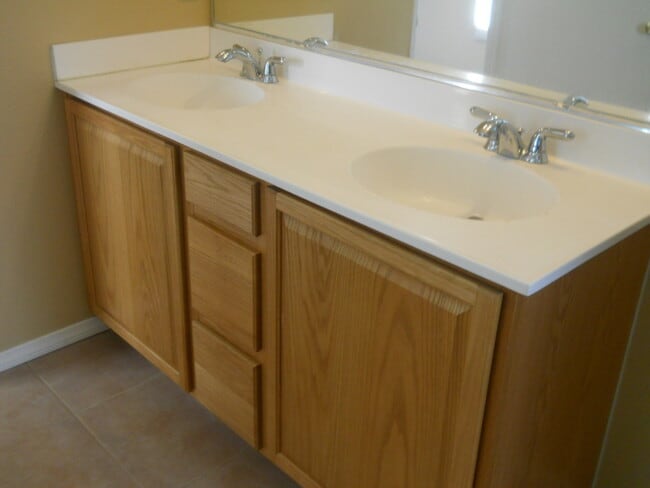 Building Photo - 4bd/3ba Home - Moreno Valley Ranch!