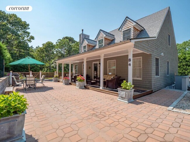 Building Photo - 84 Middle Hwy