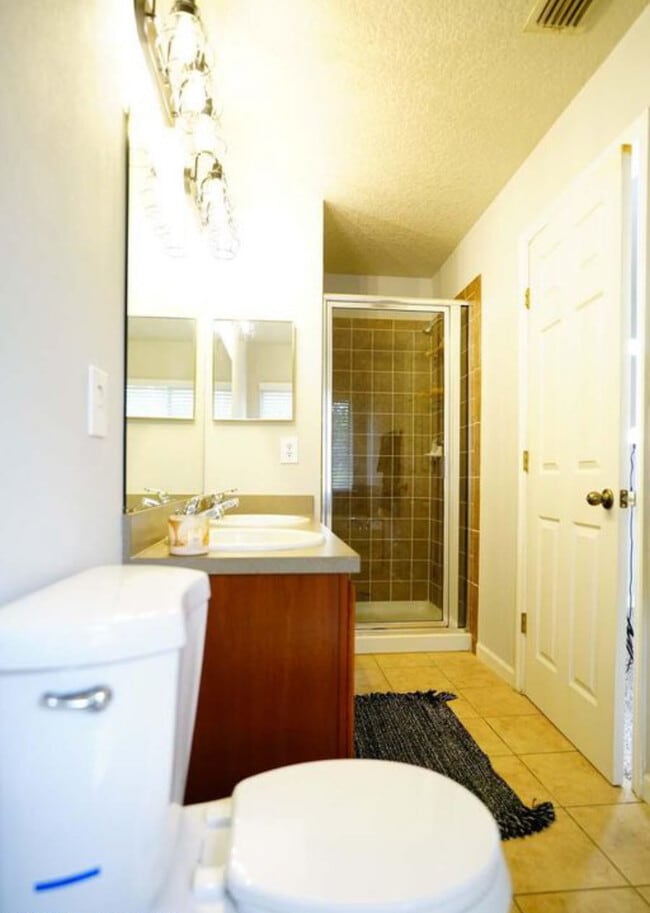 Building Photo - 605 Mount Olympus Blvd