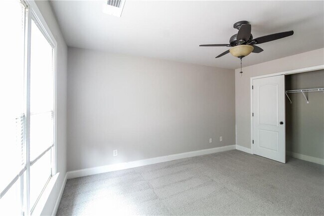 Building Photo - 1209 Richmond Ridge