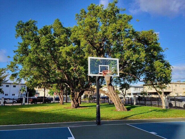 Building Photo - 8010 Tatum Waterway Dr