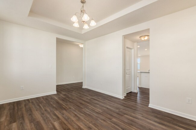 Building Photo - 317 Raccoon Ave