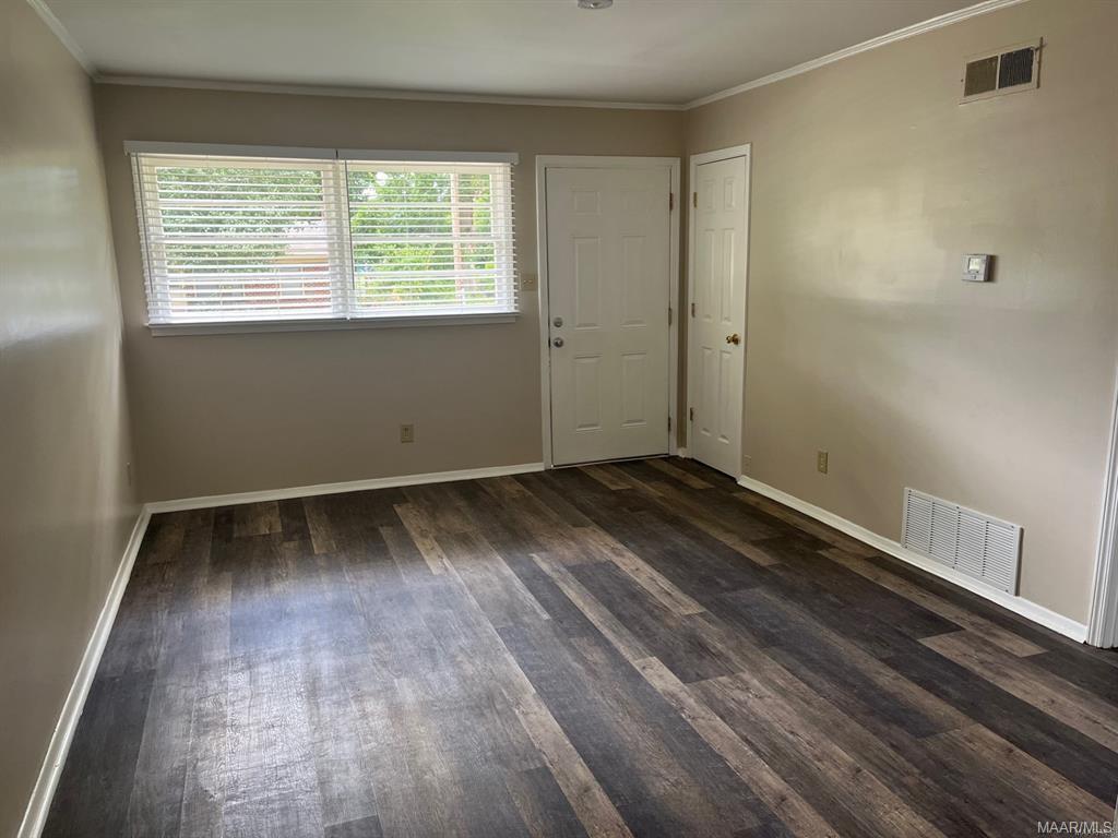 Building Photo - 1650 Sheffield Rd