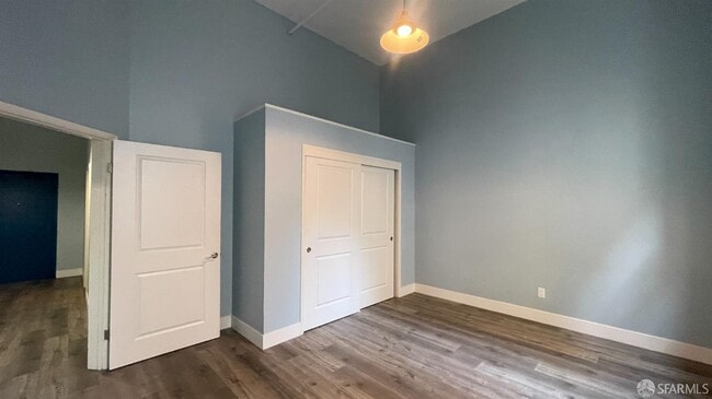 Building Photo - 375 12th St