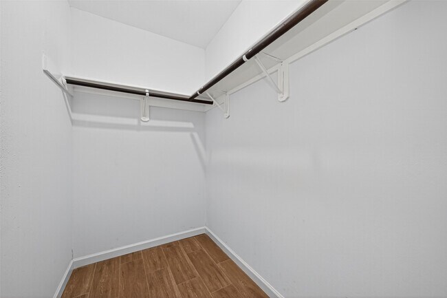 Building Photo - 9231 Baronsmede Dr