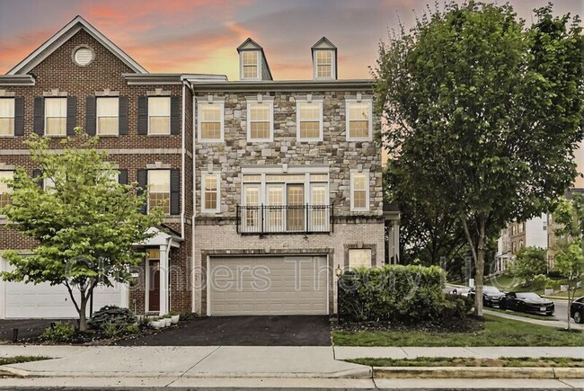 Primary Photo - 1769 Moultrie Terrace NE