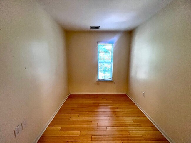 Building Photo - Beautifully Remodeled Corner Condo with Dual Primary Suites in The Villas at Bellamy