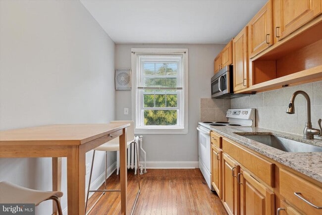 Building Photo - 8119 Ardleigh St