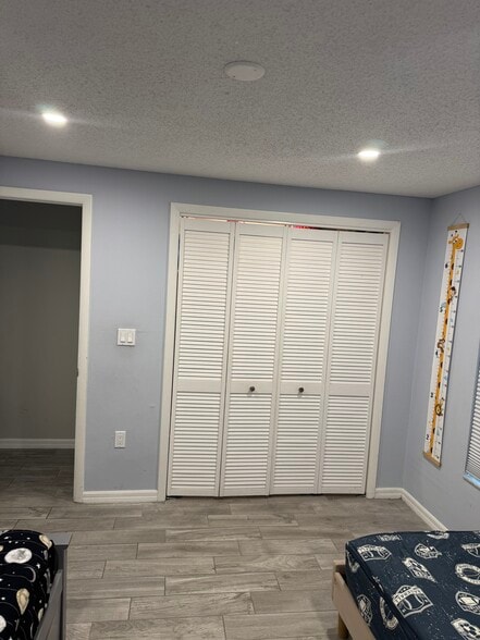 Building Photo - 3930 Cochise Ter