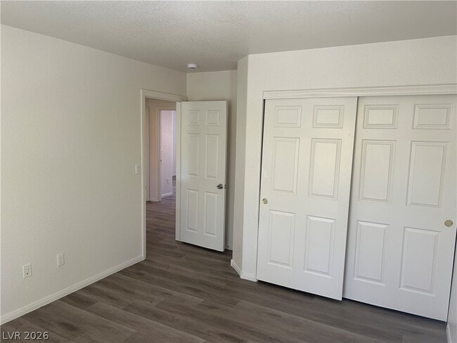 Building Photo - 10296 Magnolia Tree Ave