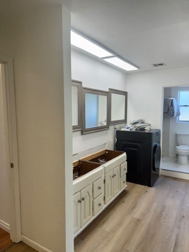 Building Photo - PRIVATE ONE OF KIND THAT SITS ATOP A HILLSIDE W/ VIEWS