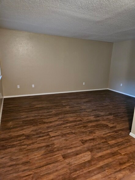 Kentwood Living area - Parkhill Terrace and Kentwood Apartments