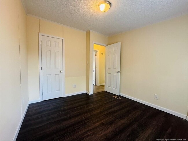 Building Photo - 37 Jefferson Ln