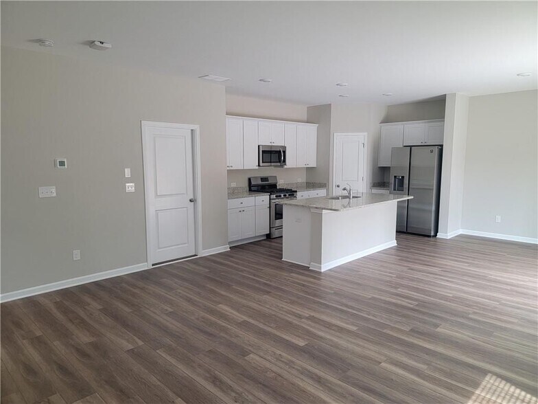 Building Photo - 4217 Waxwing St