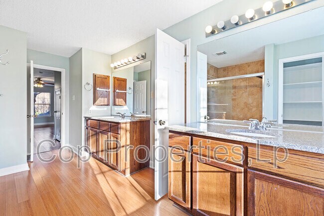 Building Photo - 18607 Redriver Trail