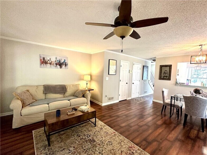 Building Photo - 5045 Laurel Springs Way SE