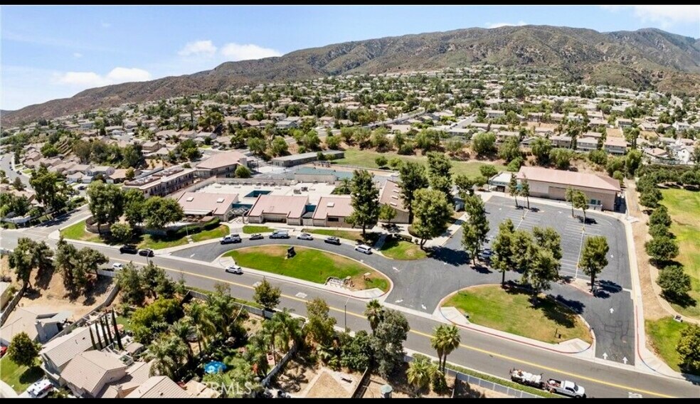 Building Photo - 27351 Eagles Nest Dr