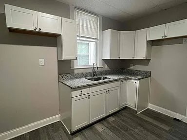 Building Photo - 2309 Date St