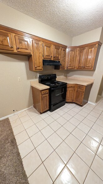 Building Photo - 7124 NW 115th St