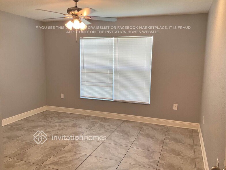 Building Photo - 25940 Aysen Dr