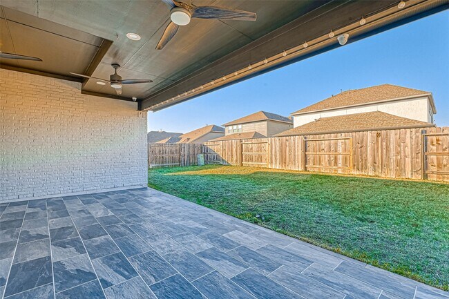 Building Photo - 11943 Bazley Knoll Dr