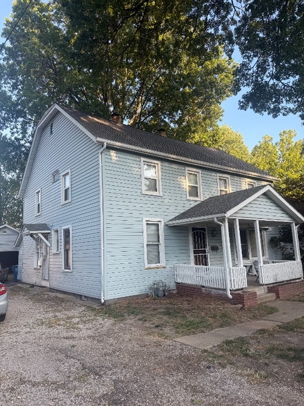 Building Photo - 1120 Williams St