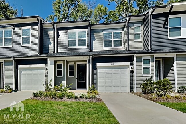 Building Photo - 6005 Longar Ln
