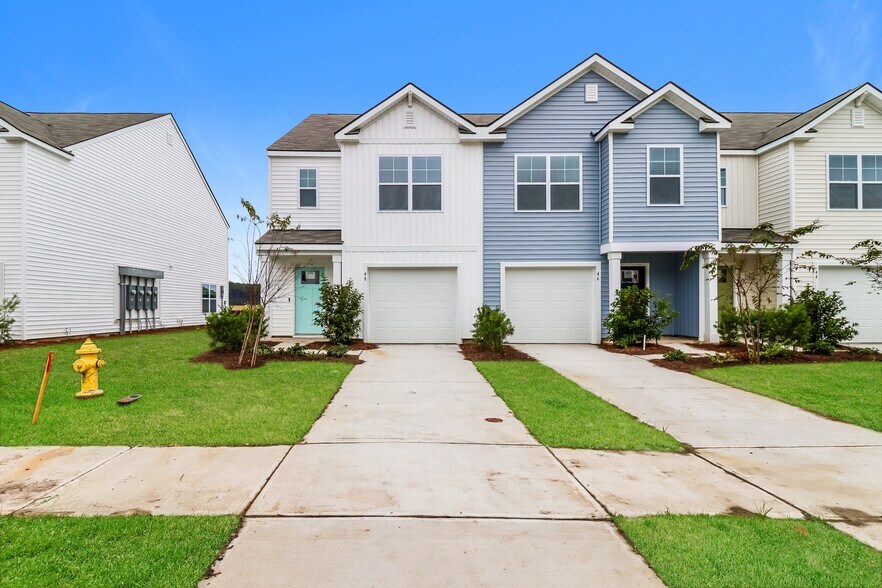 Building Photo - 48 Striker Rd