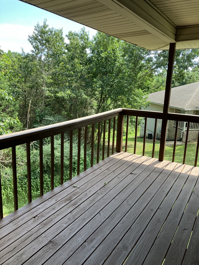 Building Photo - 8632 Golf Creek Dr