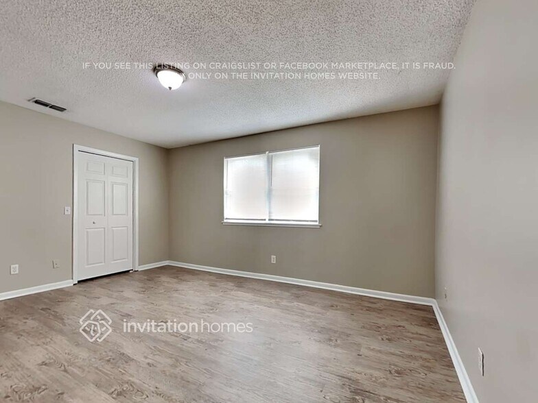 Building Photo - 8552 Boysenberry Ln