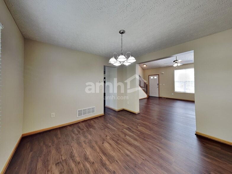 Building Photo - 113 Merriston Cir