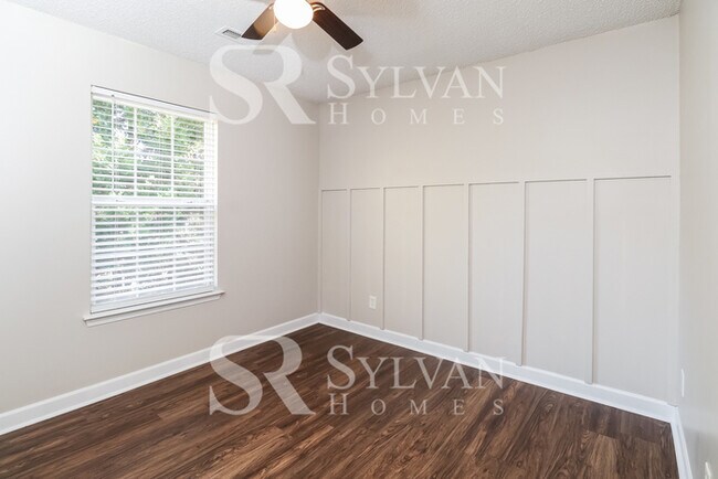 Building Photo - Living where You Love is Good for your Heart!