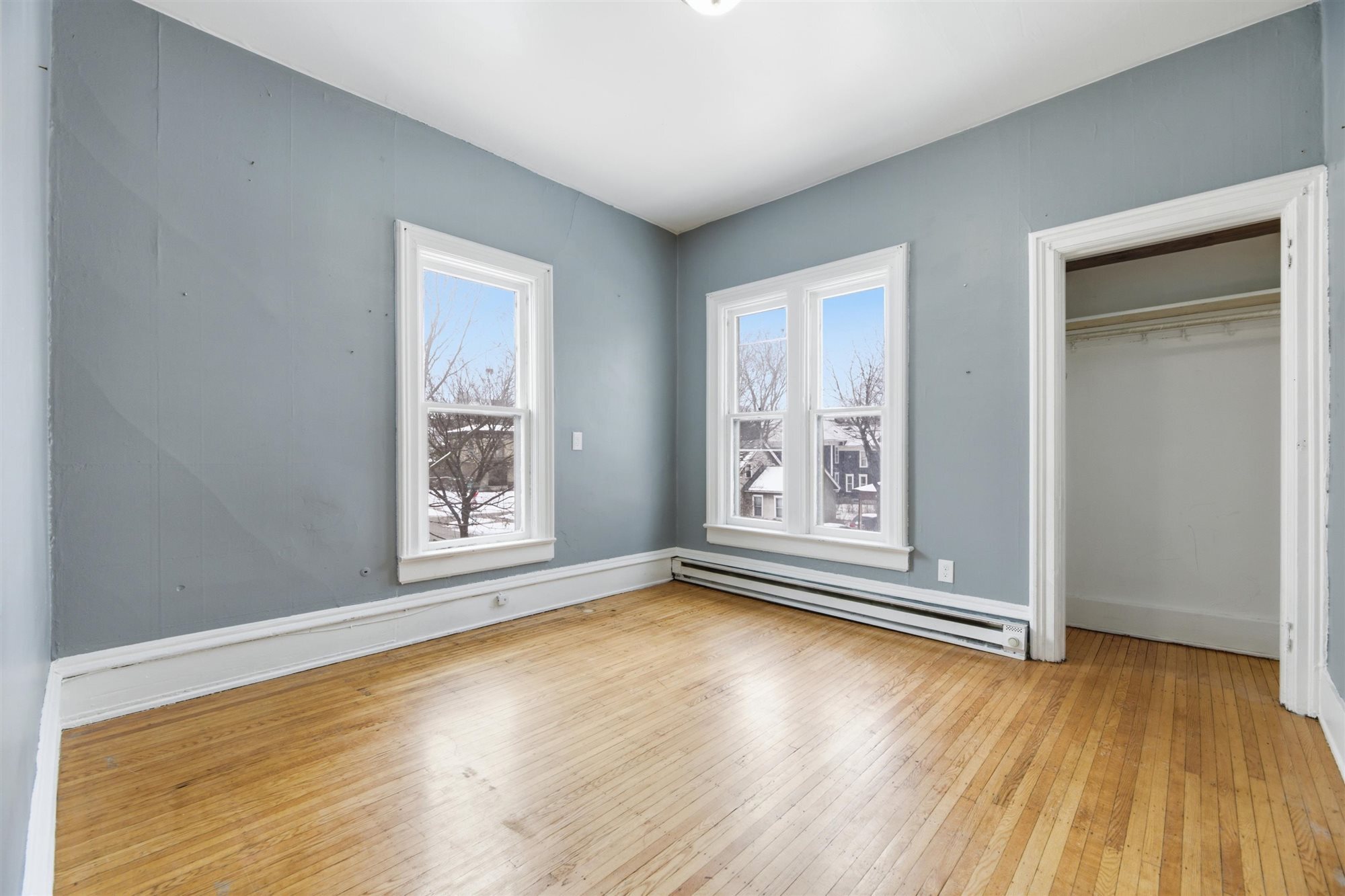 Building Photo - 514 5th Ave SE