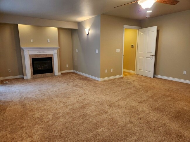 Building Photo - 1308 Parkstone Ln