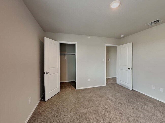 Building Photo - 5730 Verracio Ct