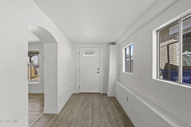 Building Photo - 3426 Wyoming Ave