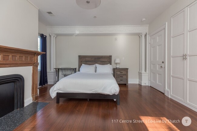 Building Photo - Convenient Location, In-Unit Washer and Dryer, Central Heat/AC, Eat-in Kitchen, Parking for Rent