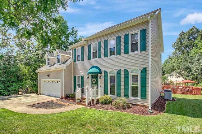Building Photo - Room in Single Family Home on Daingerfield Dr