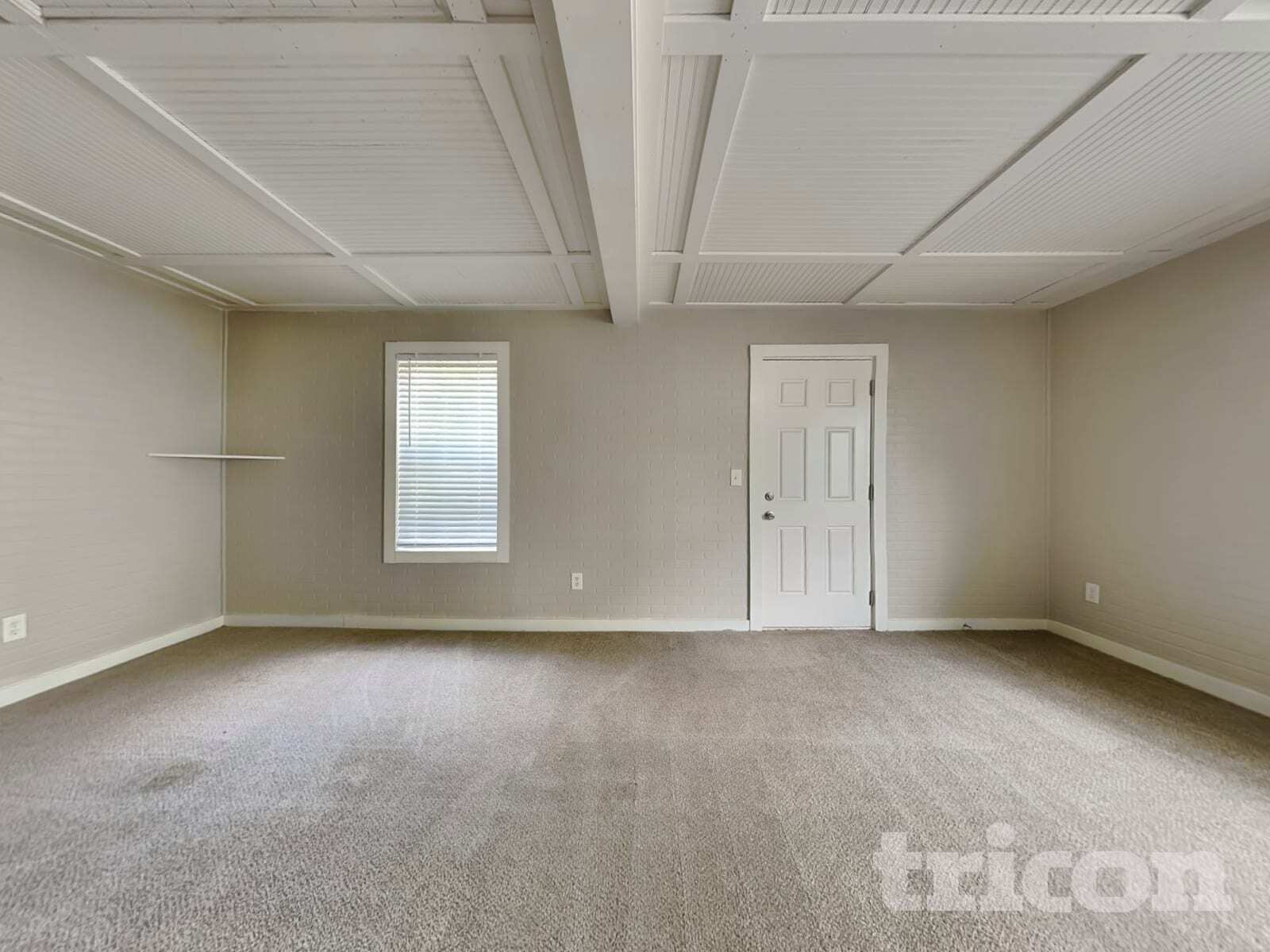 Building Photo - 240 Kings Cove