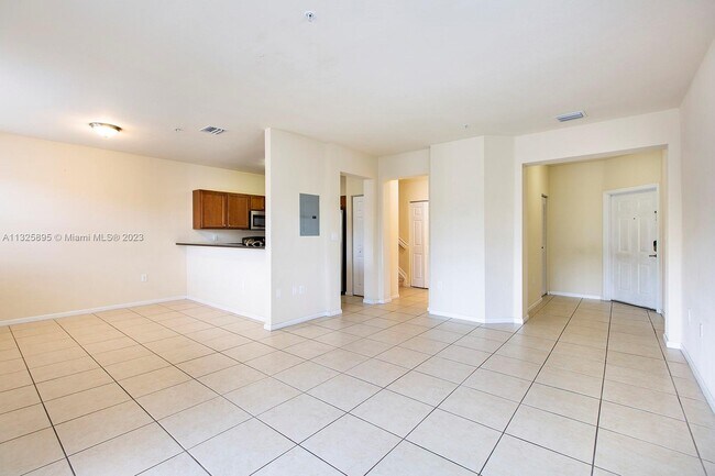 Building Photo - 8760 NW 97th Ave
